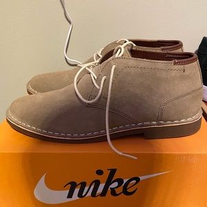 Chukka Boots, brand new! Size 11
